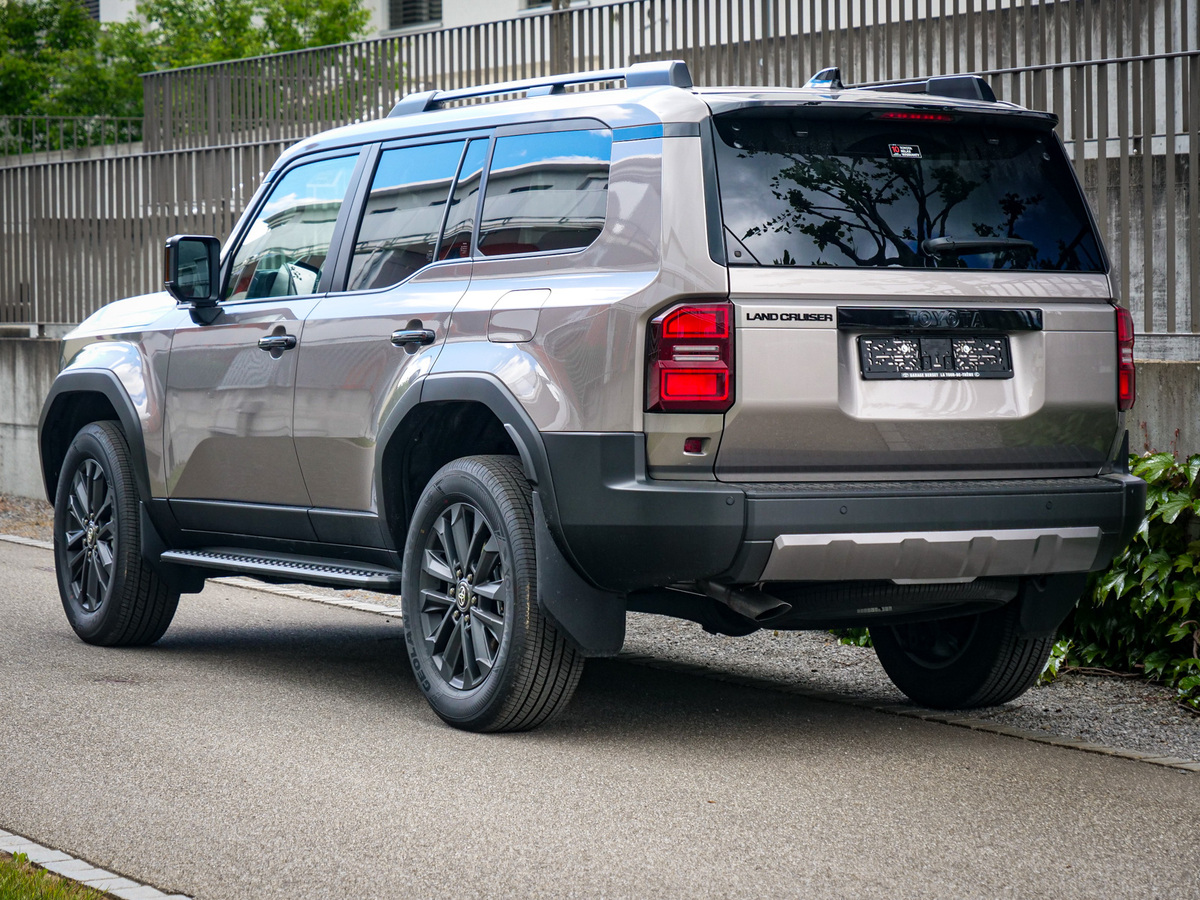 toyota-landcruiser-frontbgel-seilwinde_14.jpg