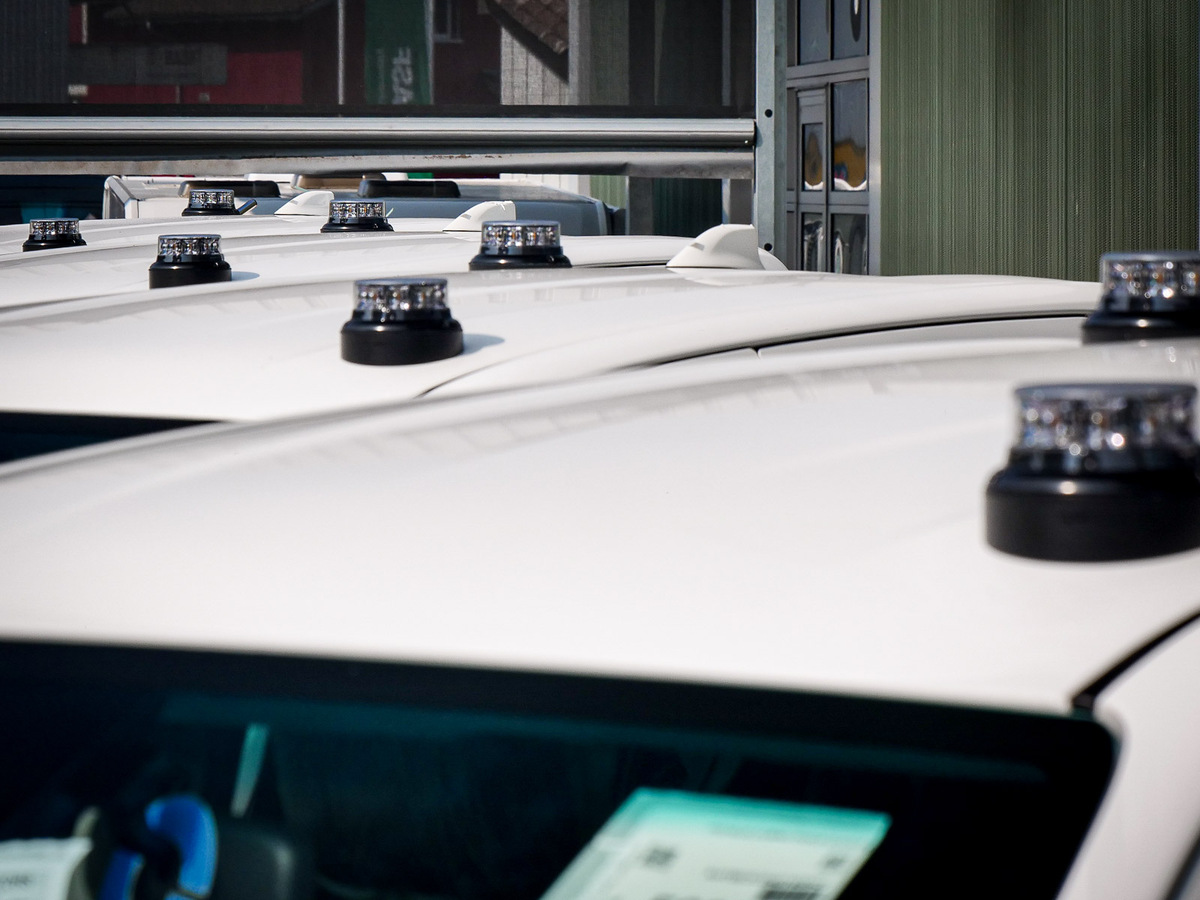 toyota-hilux-seilwinde-rundleuchte_1.jpg
