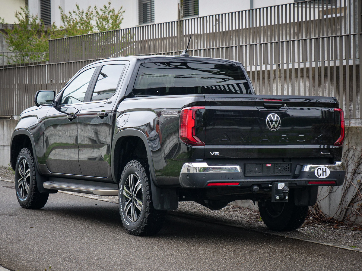 vw-amarok-schwarz-zusatzluft_2.jpg