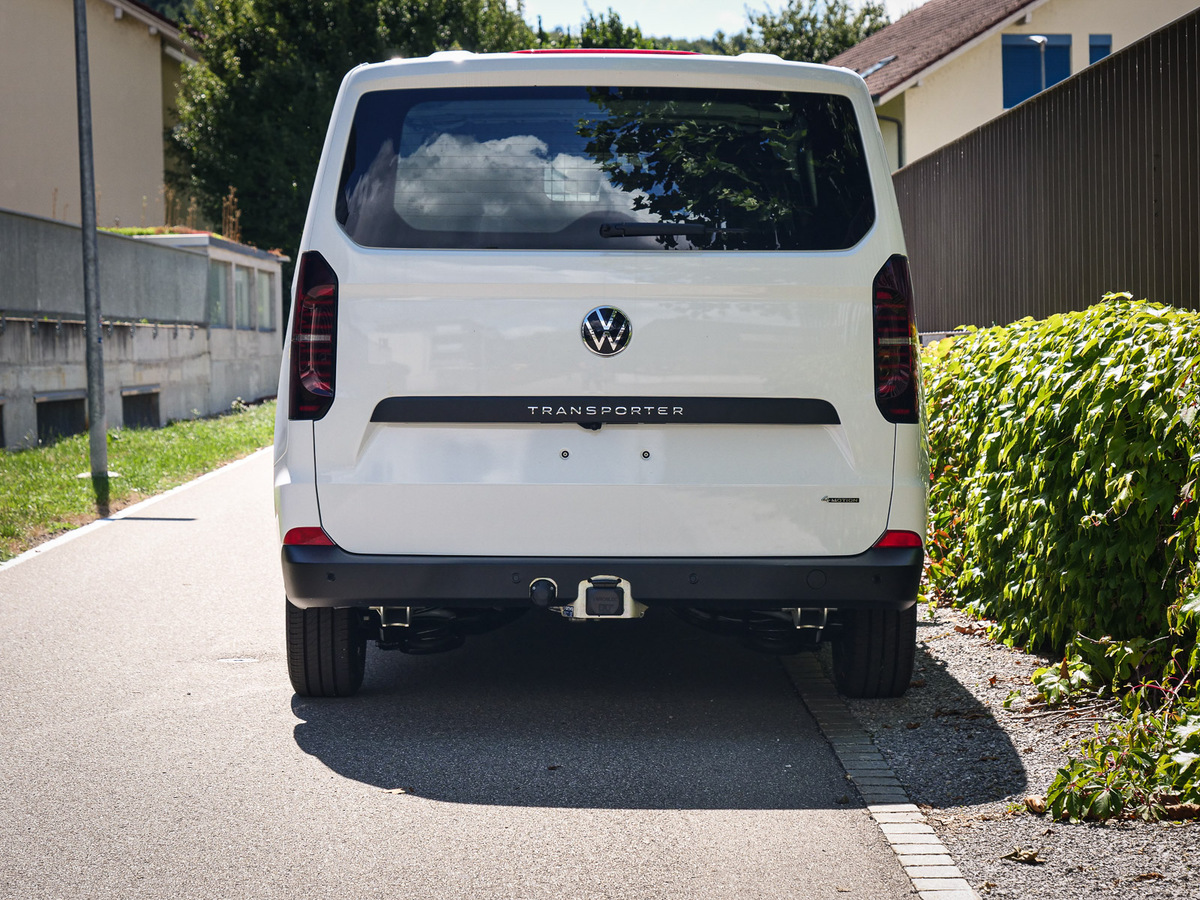 vw-new-transporter-anhngelast-variobloc_1.jpg