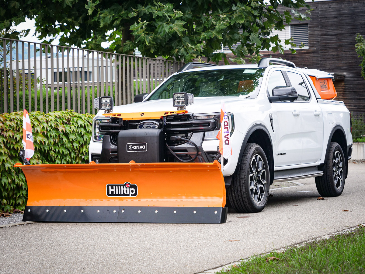 ford-ranger-wildtrack-weiss-winterdienst-pflug-streuer_3.jpg