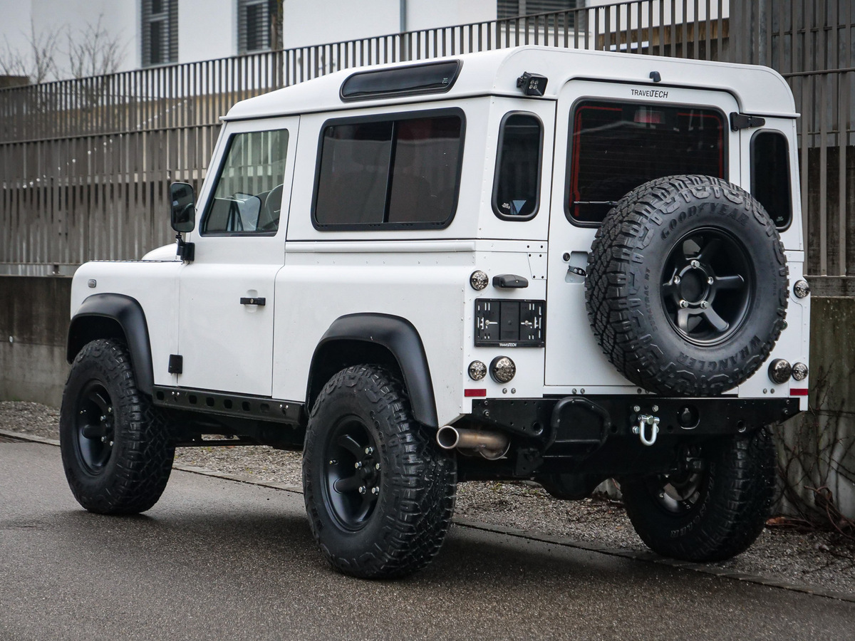 landrover-defender-vollluft-4c_8.jpg