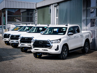 toyota-hilux-seilwinde-rundleuchte_3.jpg