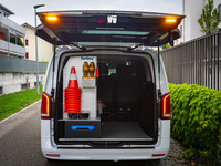 mercedes-benz-vito-signalisation-polizeiauto_41.jpg