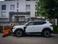 dacia-duster-winterdienst-icestriker-pflug_8.jpg