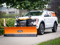 ford-ranger-wildtrack-weiss-winterdienst-pflug-streuer_3.jpg