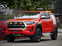 toyota-hilux-hubbrille-orange_5.png
