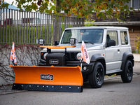 suzuki-jimny-silber-winterdienst-snowstriker-1850-sp_1.jpg